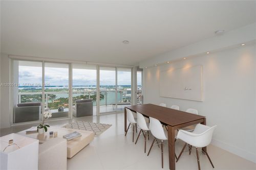 3006-6301 Collins Ave, Miami Beach, FL, 33141-4627 | Card Image