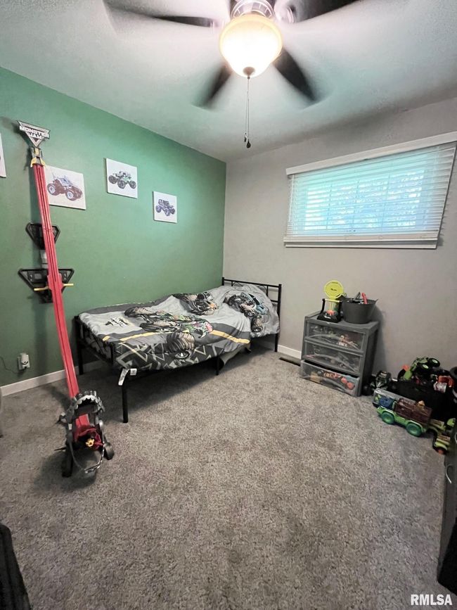 1104 E Poplar St, House other with 3 bedrooms, 2 bathrooms and null parking in Herrin IL | Image 12