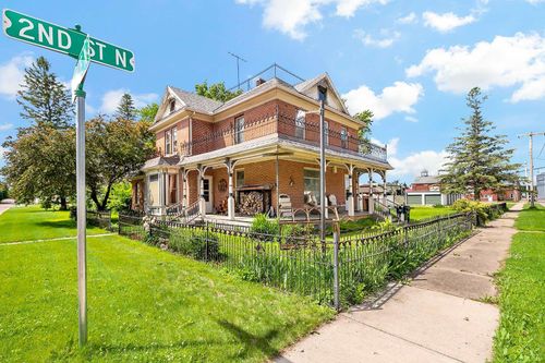 531 2nd St N, Brownton, MN, 55312 | Card Image