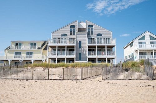 unit-c-178 N End Blvd, Salisbury, MA, 01952-2129 | Card Image