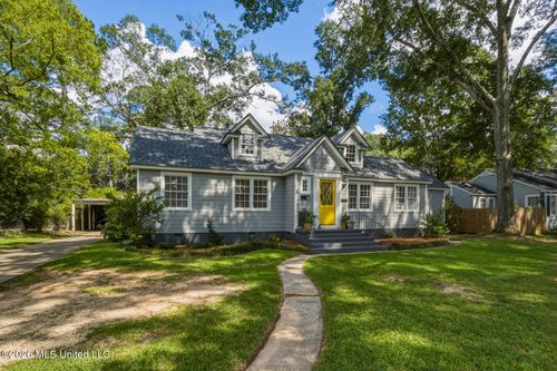 4832 Windermere Terrace, Jackson, MS, 39206 | Card Image