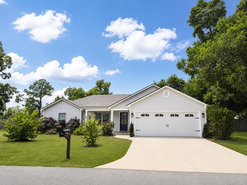 96 Pine St, Ray City, GA, 31645-8220 | Card Image