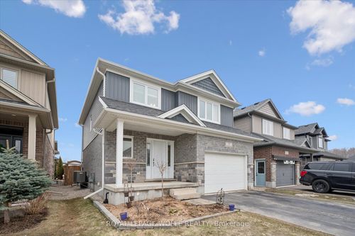 75 Woodberry Cres, Elmira, ON, N3B0C5 | Card Image