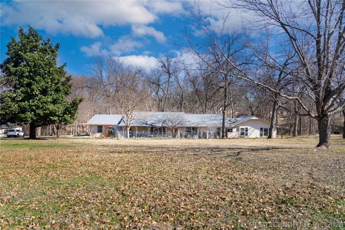 10951 S 209th East Ave, Broken Arrow, OK, 74014-3554 | Card Image