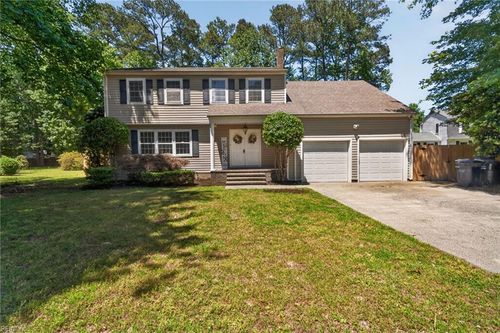101 Cobia Dr, Yorktown, VA, 23692-2921 | Card Image