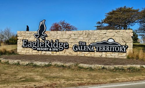 104 W Guilford Rd, GALENA, IL, 61036-9552 | Card Image