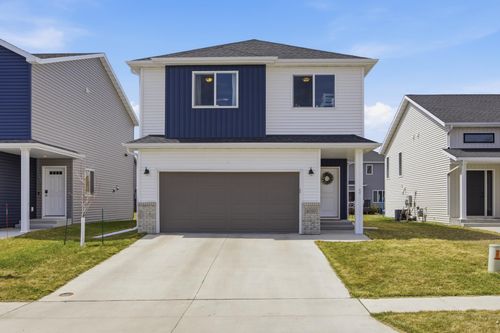 6050 Martin Ln W, West Fargo, ND, 58078-2864 | Card Image
