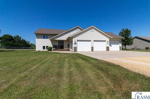 436 Valley View Dr, Courtland, MN, 56021-9728 | Card Image