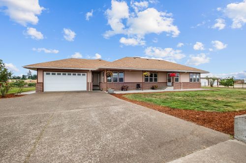 8758 Stayton Road Se, Turner, OR, 97392 | Card Image