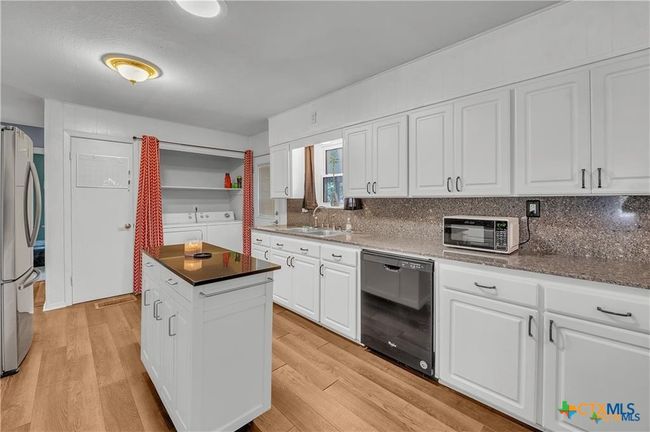 404 Oak St, House other with 3 bedrooms, 2 bathrooms and null parking in Copperas Cove TX | Image 5