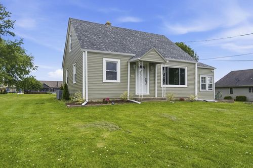 10110 S Shepard Avenue, Oak Creek, WI, 53154 | Card Image