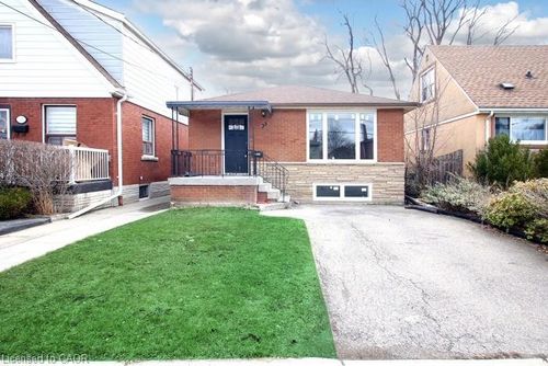 33 Shadyside Ave, Hamilton, ON, L8V3E2 | Card Image