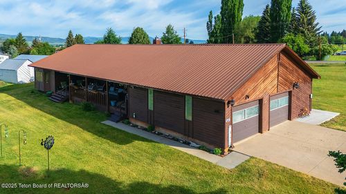 630 Lincoln St, Afton, WY, 83110-9840 | Card Image