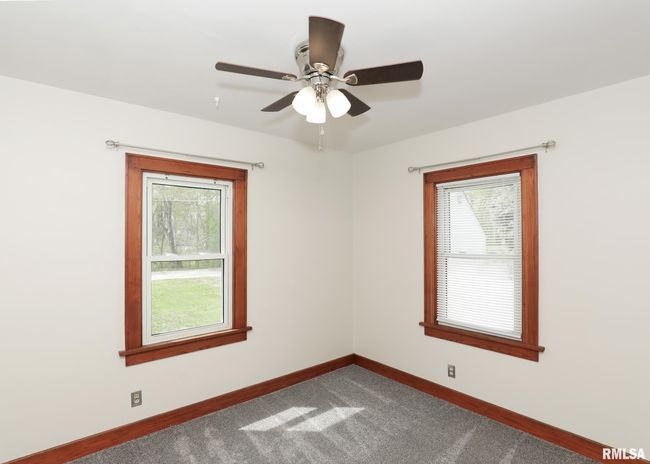110 18 Th Ave, House other with 3 bedrooms, 1 bathrooms and null parking in Moline IL | Image 19