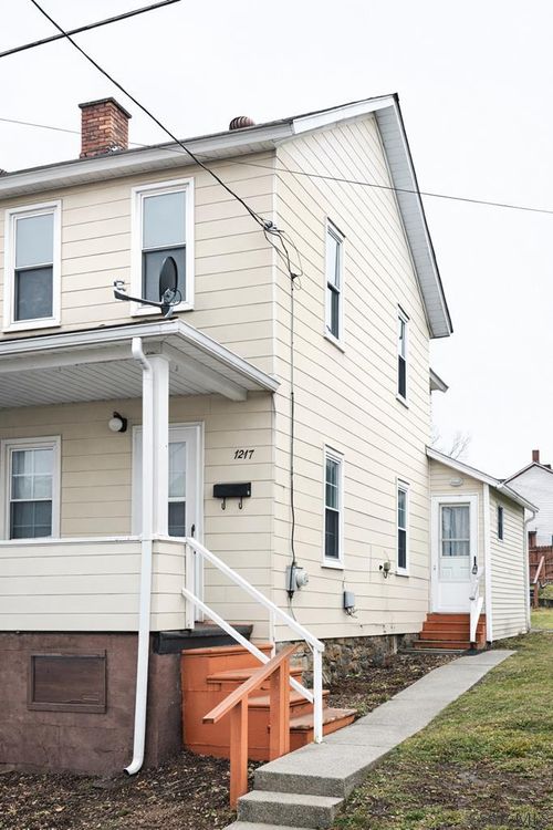 1247 3rd Street, Windber, PA, 15963 | Card Image
