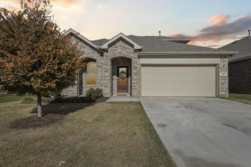 660 Ridgeback Trail, Fort Worth, TX, 76052 | Card Image