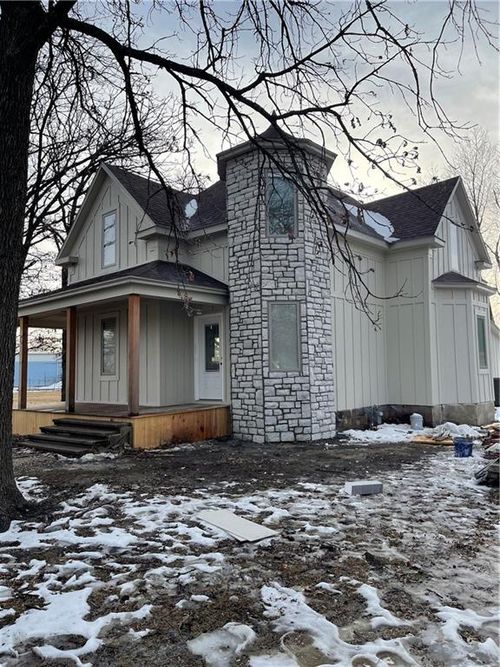 204 N 32nd St, Parsons, KS, 67357-2226 | Card Image