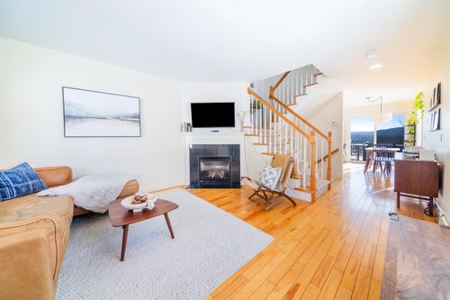 c1-155 Crossroad, Waterbury, VT, 05676-9092 | Card Image