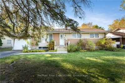 459 Mcewen Dr, House other with 3 bedrooms, 1 bathrooms and 3 parking in Kingston ON | Image 1