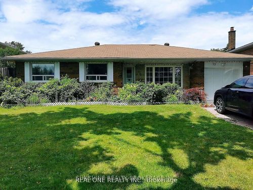 70 Southdale Dr, Markham, ON, L3P1J8 | Card Image