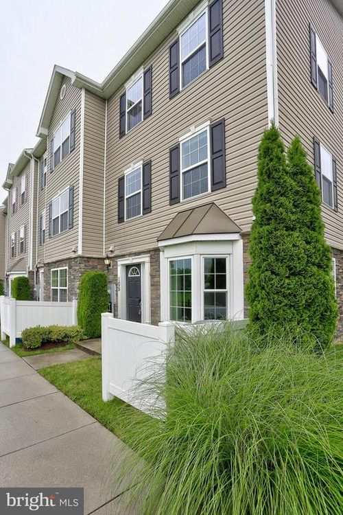 unit-105-1820 Cassandra Dr, ELDERSBURG, MD, 21784-6953 | Card Image