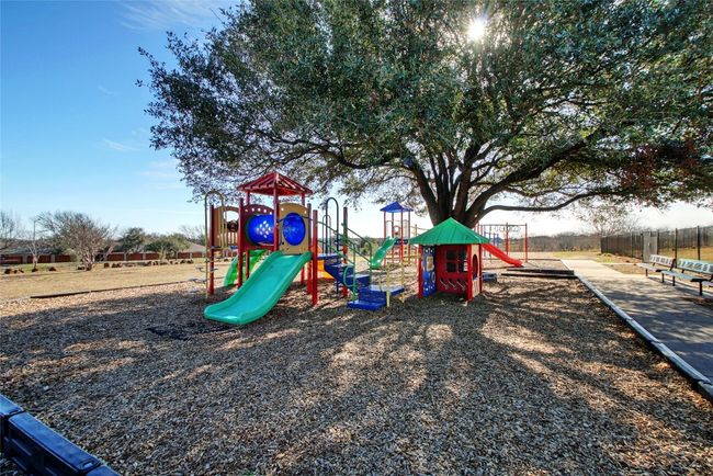6605 Kirkwynd Dr, House other with 3 bedrooms, 2 bathrooms and 4 parking in Austin TX | Image 28
