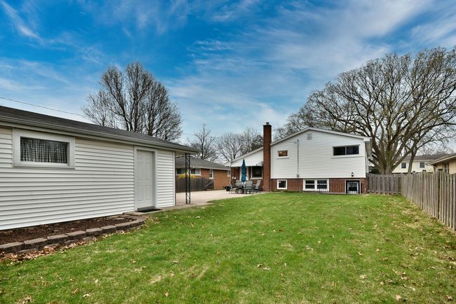 770 S Parkside Ave, House other with 3 bedrooms, 2 bathrooms and 2 parking in Elmhurst IL | Image 28