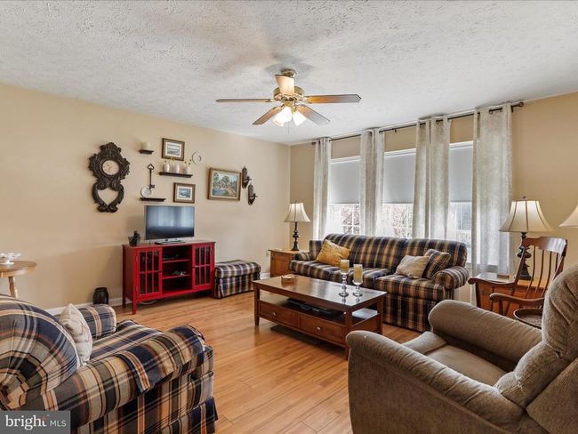105 Blanche Cir, House other with 4 bedrooms, 3 bathrooms and null parking in WINCHESTER VA | Image 7