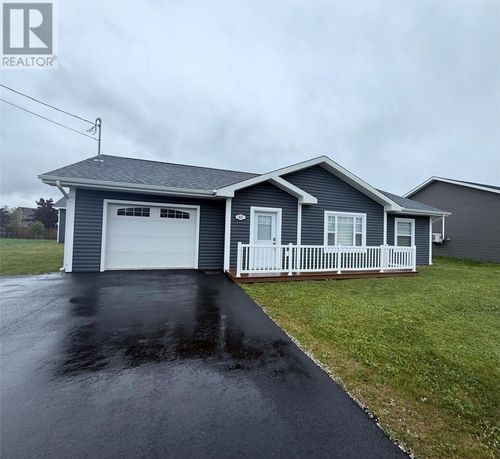 42 Murdoch Dr, Deer Lake, NL, A8A0E9 | Card Image