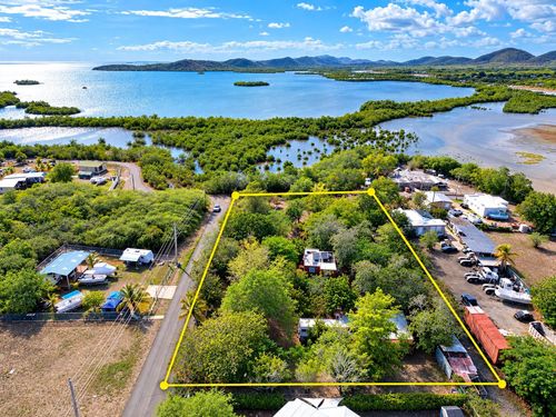 CARR 324 KM 7.1 Bo Salinas Fortuna, LAJAS, PR, 00667 | Card Image