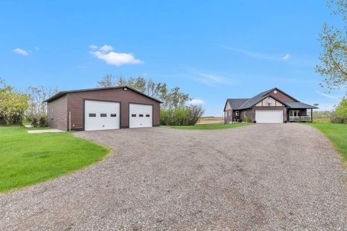 290252 Township Road 264, Rocky View County, AB, T4A0N2 | Card Image
