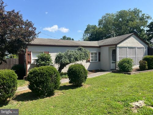 12 Corron Dr, FRONT ROYAL, VA, 22630-8101 | Card Image