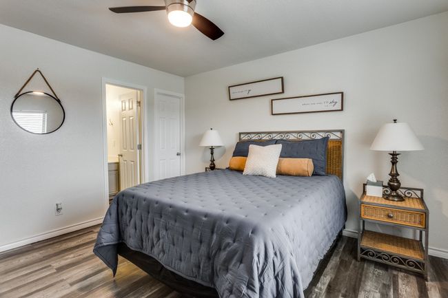 Spacious Primary bedroom with walk-in closet and ensuite | Image 9