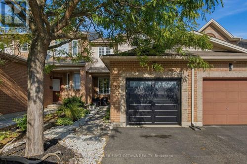 50 Cargrove Pvt, Ottawa, ON, K1K4Y6 | Card Image