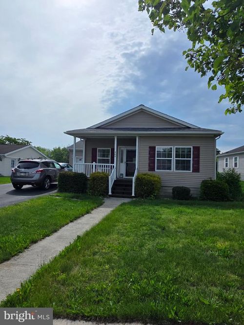 502 Falcon Dr, CARLISLE, PA, 17013-8777 | Card Image