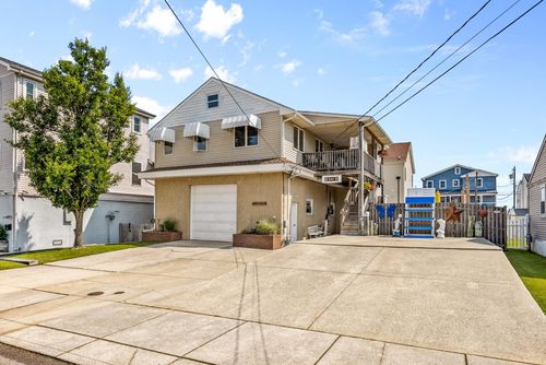 547 W Magnolia Ave, West Wildwood, NJ, 08260-2229 | Card Image