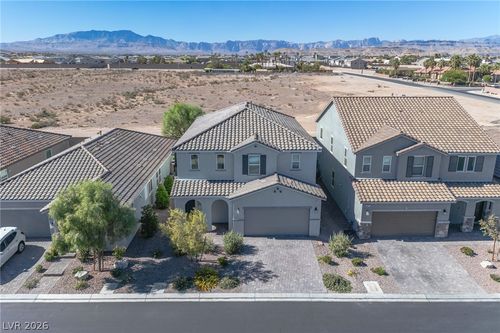 8635 Vermont Vista St, Las Vegas, NV, 89113-5540 | Card Image