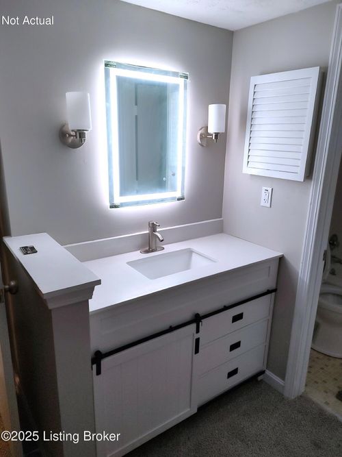 apt-5-308 Chanel Ct, Louisville, KY, 40218-1653 | Card Image