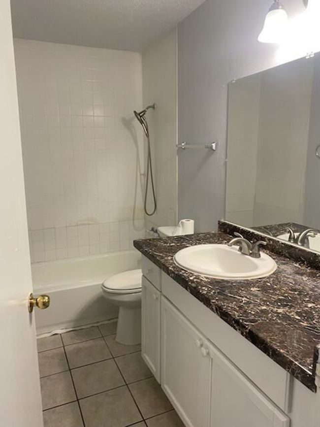 1903 Magnolia Dr, Townhouse with 1 bedrooms, 1 bathrooms and 2 parking in Round Rock TX | Image 8