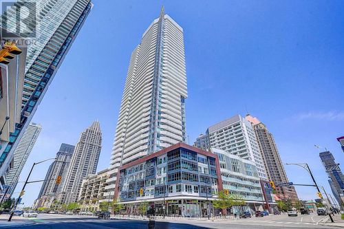 3208-4065 Confederation Parkway, Mississauga (City Centre), ON, L5B0L4 | Card Image