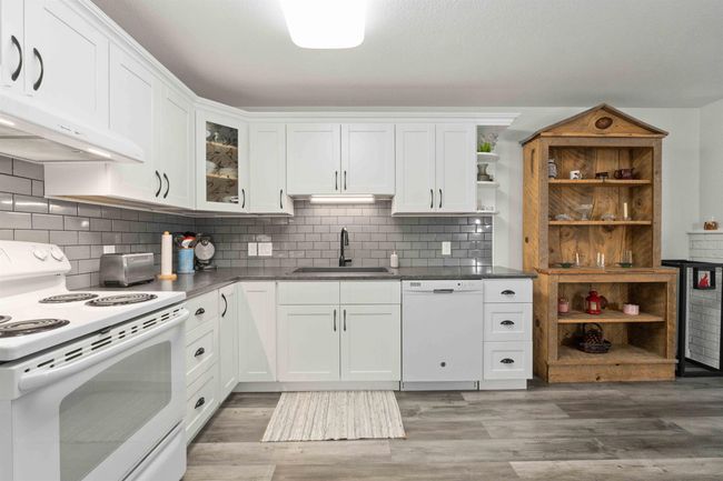 18 - 18960 Advent Rd, Townhouse with 2 bedrooms, 2 bathrooms and 2 parking in Pitt Meadows BC | Image 8