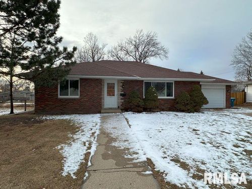 411 9th Avenue, De Witt, IA, 52742 | Card Image