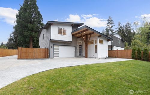 719 Edmonds Way, Edmonds, WA, 98020-5125 | Card Image