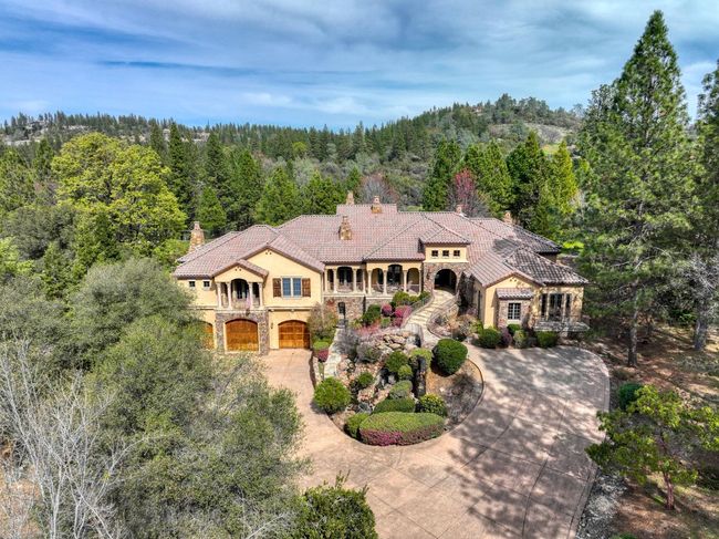 17107 Winchester Club Dr, House other with 4 bedrooms, 6 bathrooms and null parking in Meadow Vista CA | Image 4