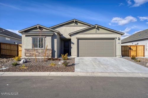 7523 Grassy Plains Dr, Reno, NV, 89506-2993 | Card Image