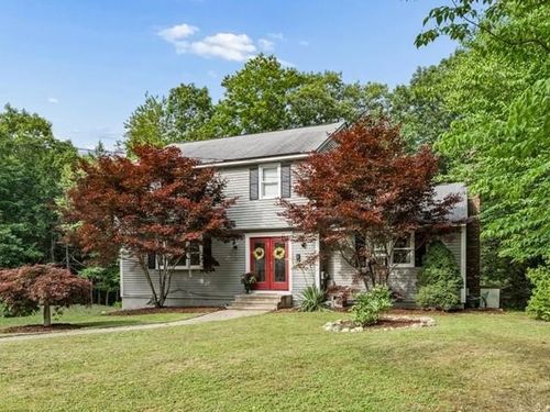 21 Nathaniel Dr, Amherst, NH, 03031-2412 | Card Image