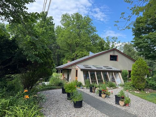 12 Stage Rd, Westhampton, MA, 01027-9603 | Card Image