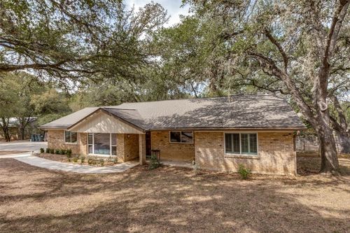 2 Tanglewood St, San Marcos, TX, 78666-3016 | Card Image