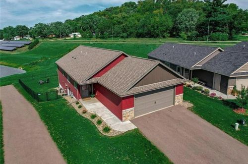 870 Brentwood Cir, River Falls, WI, 54022-5827 | Card Image