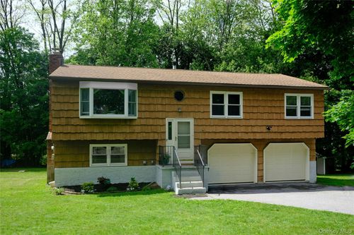 21 Olympus Dr, Mahopac, NY, 10541-1641 | Card Image